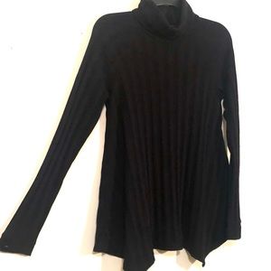 Bobeau black turtle neck long sleeve top